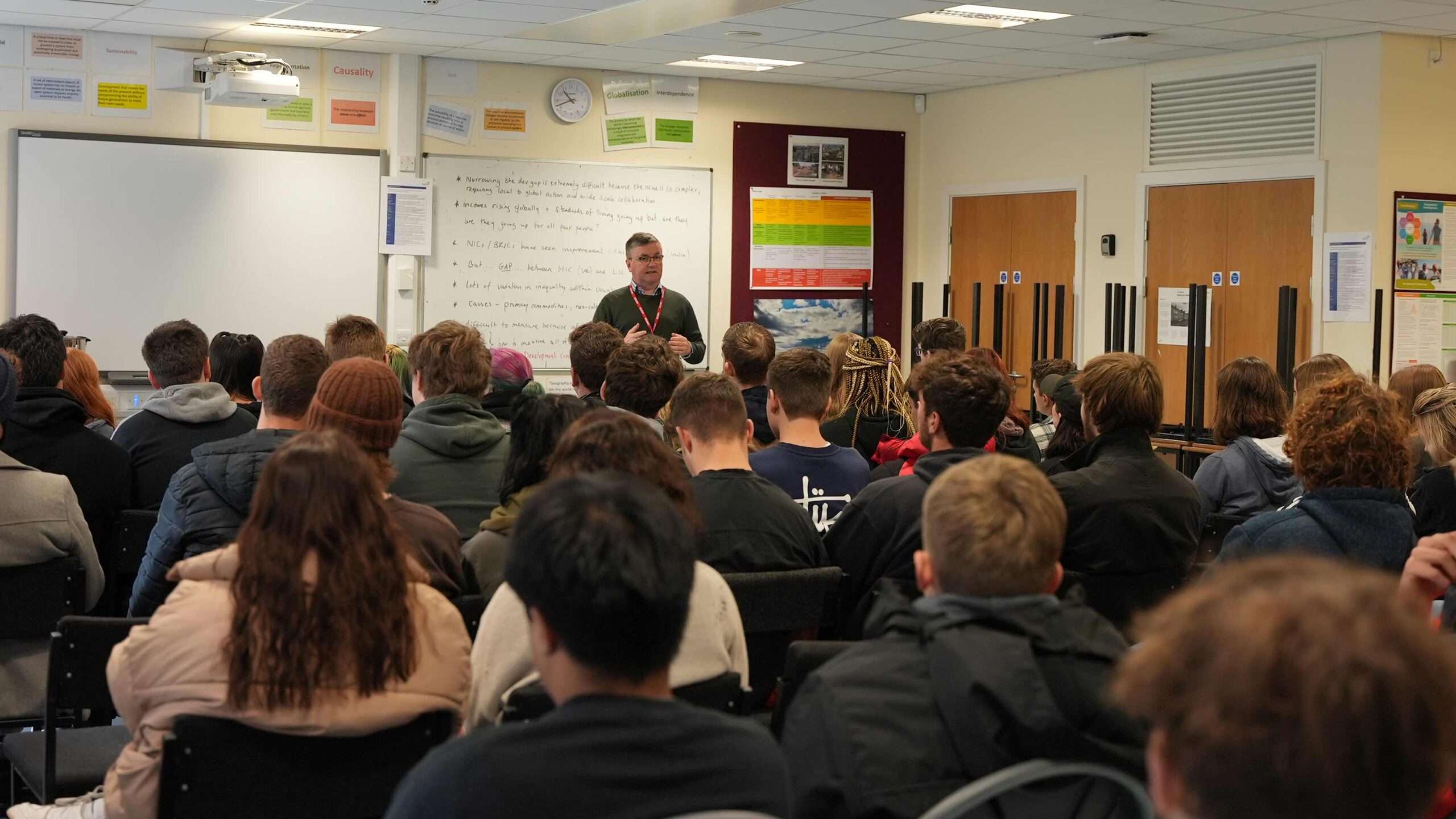 Former Lord Chancellor Robert Buckland visits Cirencester College for Parliament Week